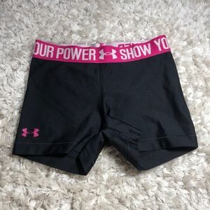 Black Under Armour spandex